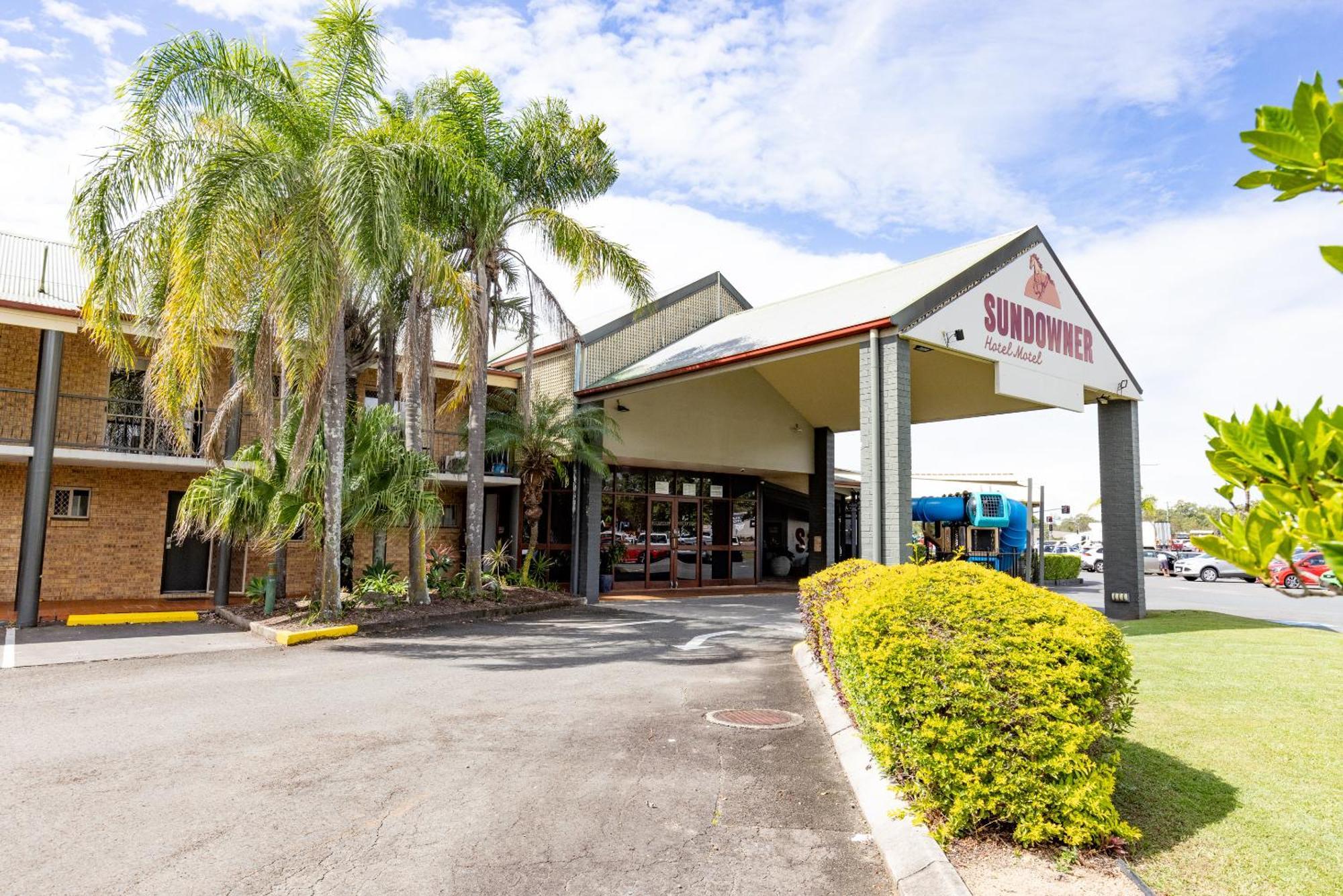 Sundowner Hotel Motel Caboolture Exterior foto